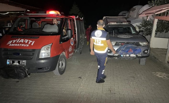 Karabük'teki Mencilis mağarasına giren 4 kişi mahsur kaldı