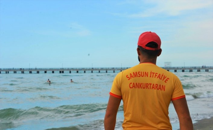 Samsun'da cankurtaranlar bu yaz 32 kişiyi boğulmaktan kurtardı