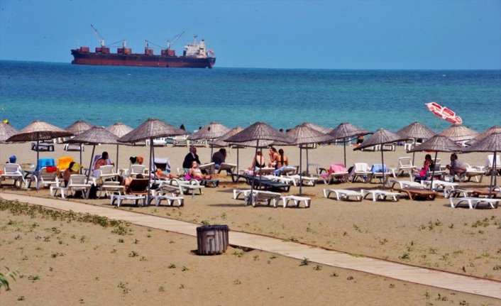 Samsun'da kadınlara özel plajdan günde ortalama bin kişi yararlanıyor