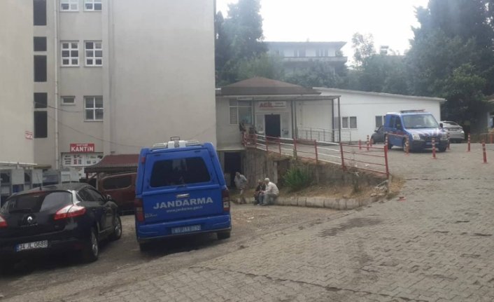 Düzce'de kesilen ağacın altında kalan kişi öldü