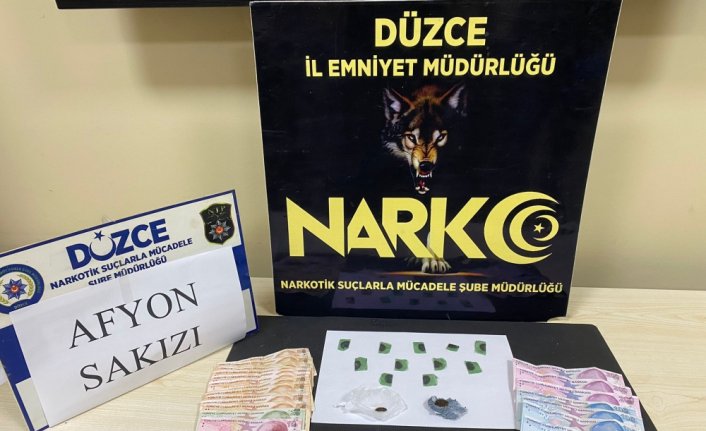 Düzce'de uyuşturucu operasyonunda 2 şüpheli tutuklandı