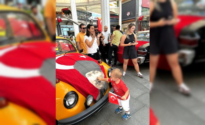 İstMarina’da 100'üncü yıla özel Zafer Korteji