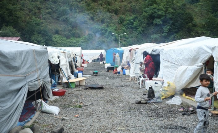Ordu'da mevsimlik tarım işçileri fındık hasadını bekliyor
