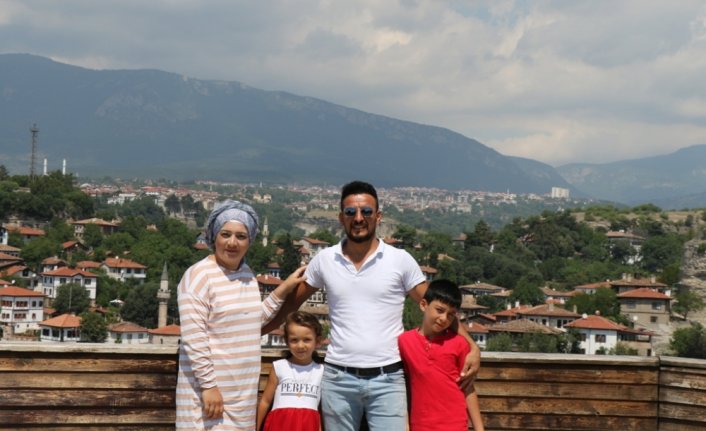 Safranbolu'daki seyir terası ziyaretçi çekmeye devam ediyor