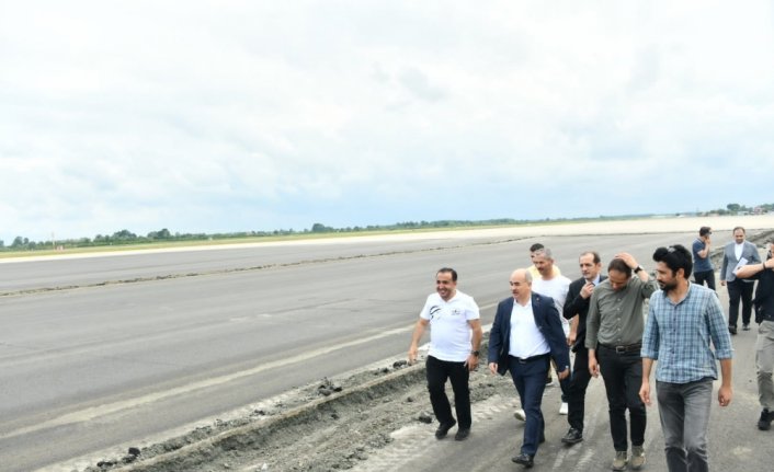 Samsun Valisi Dağlı ve T3 Vakfı Müdürü Kökçam'dan TEKNOFEST incelemesi