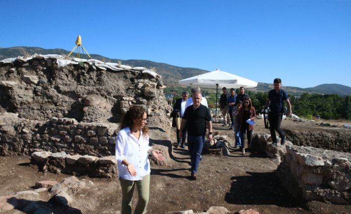 Tokat Valisi Hatipoğlu, Komana Antik Kenti'ndeki kazı çalışmalarını inceledi