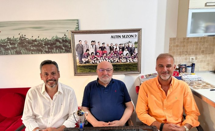 Trabzonspor Müze ve Arşiv Kurulu, eski başkan Şamil Ekinci'yi ziyaret etti