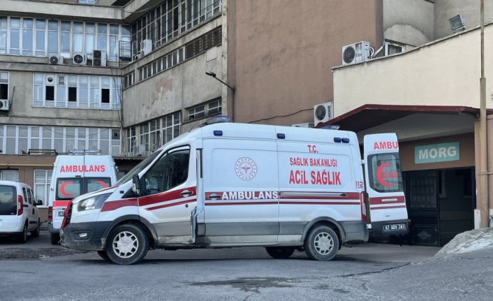 Zonguldak'ta kömür yüklü trenin çarptığı kişi öldü