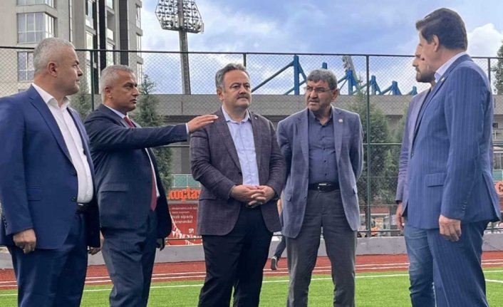 AK Parti Karabük teşkilatı kentteki yatırımları inceledi