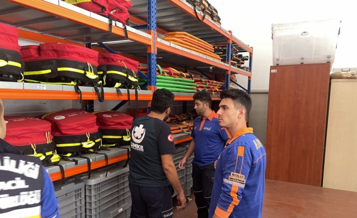 Bolu'da göreve yeni başlayan AFAD personeline eğitim veriliyor