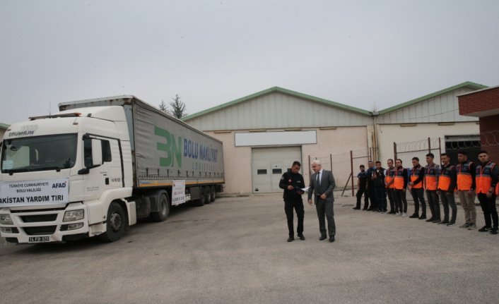 Bolu'dan Pakistan'daki sel bölgesine yardım tırı