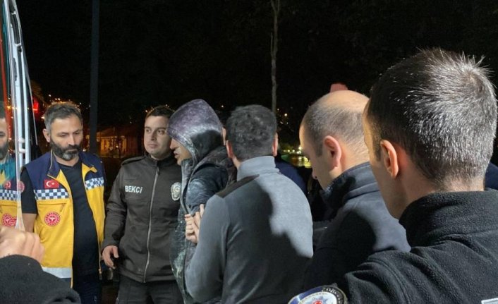 Ehliyetine el konulduğu iddiasıyla kendisini yakmak isteyen kişiye müdahale edildi