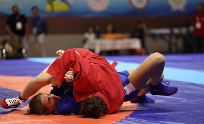 FISU Dünya Üniversiteler Dövüş Sporları Kupası Samsun'da başladı