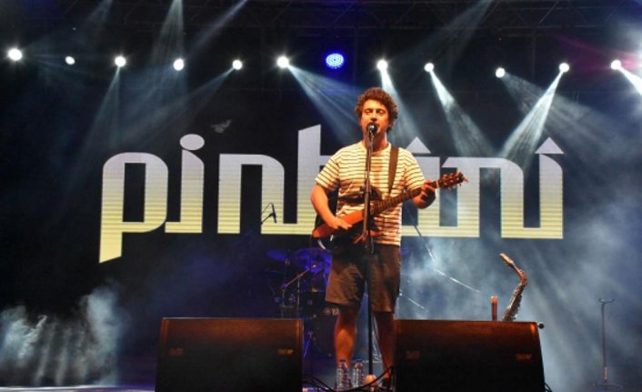 Ordu'daki Zümrüt Fındık Festivali'nde Pinhani grubu sahne aldı