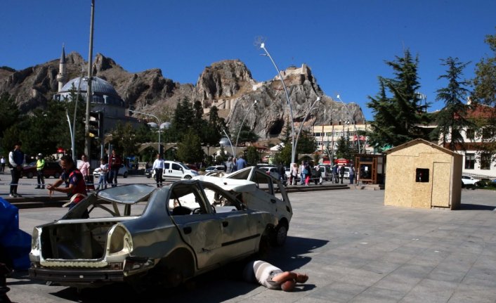 Tokat'ta itfaiyeciler tatbikat yaptı