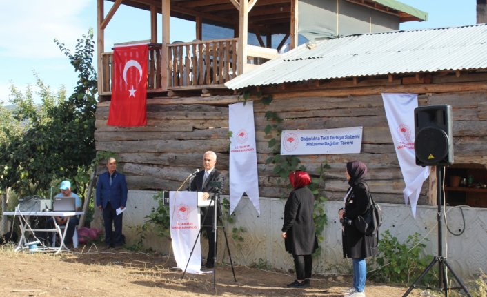 Vali Avni Çakır, köylerdeki tarım programlarına katıldı