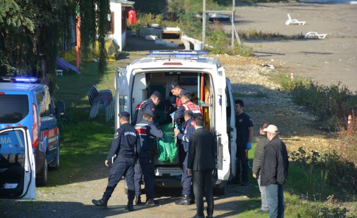 Giresun'da deniz kenarında erkek cesedi bulundu