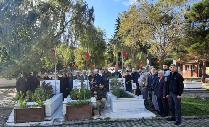 Şehit Meşeci Bafra'daki kabri başında anıldı