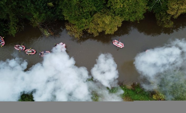 Tanıştıkları rafting botunda dünyaevine girdiler