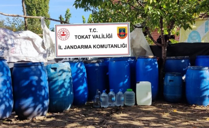 Tokat'ta kaçak içki operasyonunda 5 kişi yakalandı