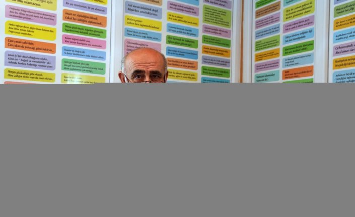 Ünlülerin imzalı fotoğraflarını 45 yıldır saklıyor