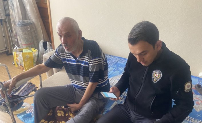 Zonguldak'ta evde yalnız kalınca korkan yatalak hasta ekipleri harekete geçirdi