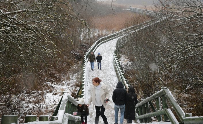 Abant'a mevsimin ilk karı yağdı