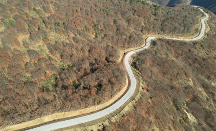 AK Parti Çorum Milletvekili Kaya, asfalt çalışmasını inceledi