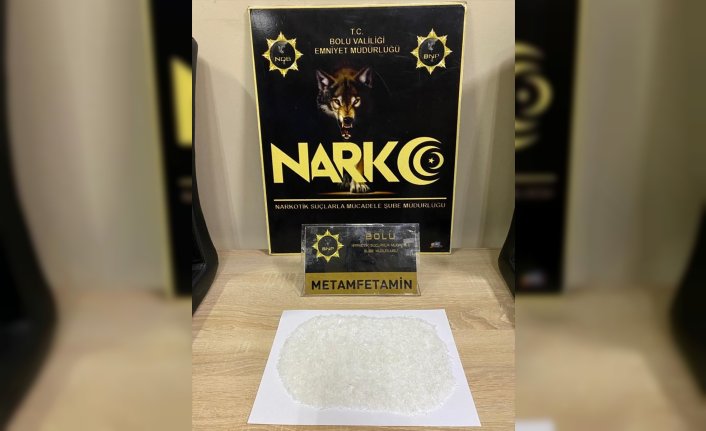 Bolu'da yolcu otobüsünde uyuşturucuyla yakalanan 2 zanlı tutuklandı