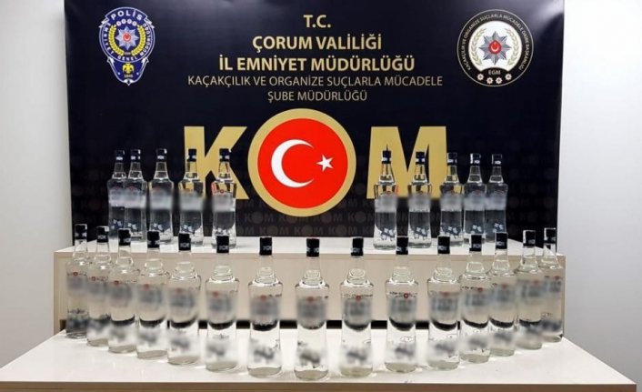 Çorum'da 25 şişe kaçak içki ele geçirildi