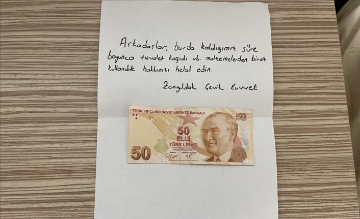 Depremde Düzce'ye gelen destek ekipleri konakladıkları yurtlarda öğrencilere not bıraktı