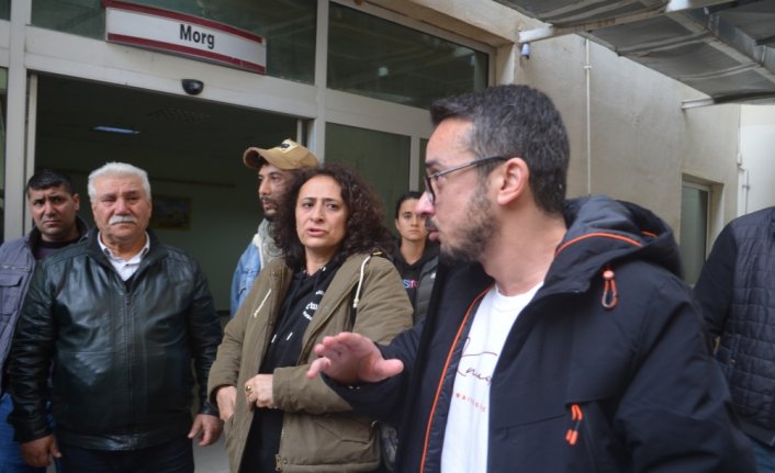 GÜNCELLEME 2 - Amasya'da tiyatrocuları taşıyan minibüsle kamyonun çarpıştığı kazada 3 kişi öldü, 8 kişi yaralandı