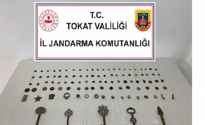 Tokat'ta 102 sikke ele geçirildi