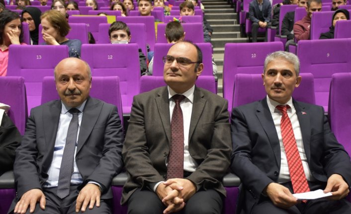 Trabzon'da “Çocuk Hakları ve Dijital Bağımlılık“ konferansı düzenlendi