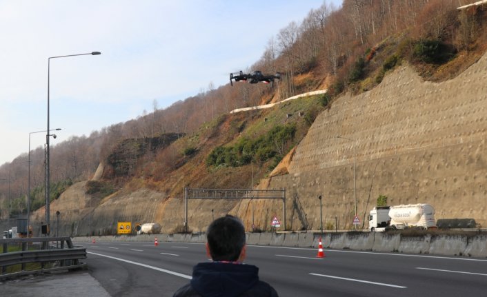 Anadolu Otoyolu'nda kurallara uymayan sürücüler drondan kaçamadı