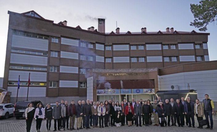 Ankara Üniversitesi Yönetim Kurulu 1375. toplantısını Kastamonu'da gerçekleştirdi