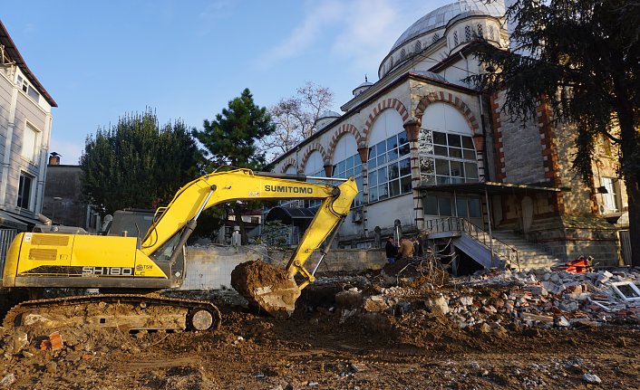 Çarşamba Rıdvan Paşa Cami’sinde cephe iyileştirme çalışmaları başladı