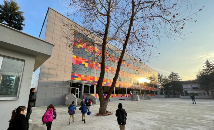 Düzce'de deprem nedeniyle ara verilen eğitim yeniden başladı