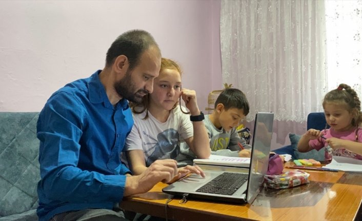 Görme engeli okuma isteğine engel olmuyor