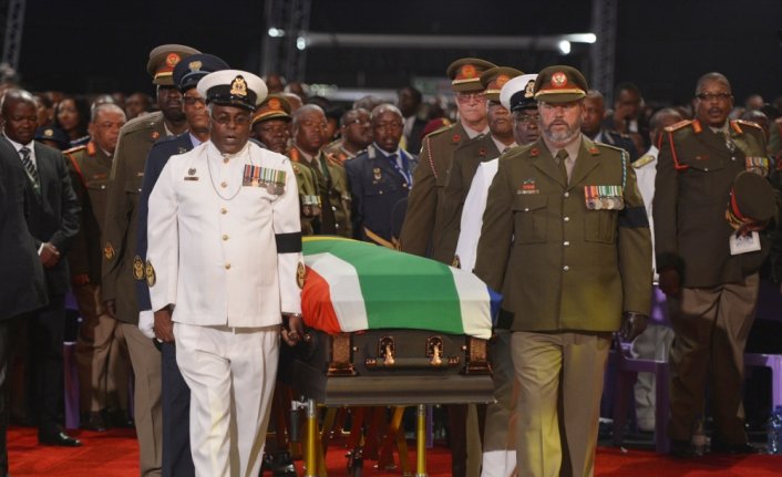 Güney Afrika'da etnik ve dini gruplara ayrımcılık Mandela'nın ölümünden sonra da sürüyor