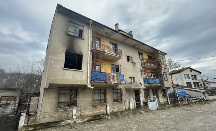 Karabük'te evde çıkan yangında dumandan etkilenen yaşlı kadın öldü