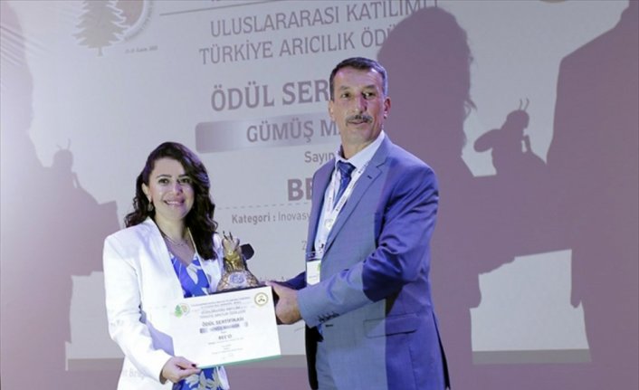 Kolajen ve propolisin birleşimi Anadolu ürünü “gençlik aşısına“ ödül