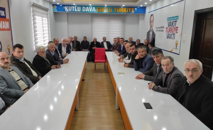 Salıpazarı Belediye Başkanı Halil Akgül muhtarlarla buluştu