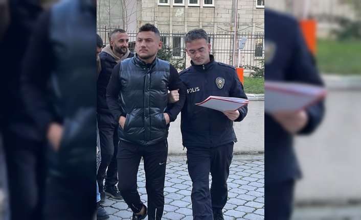Samsun'da bir kişinin boğazını neşterle kesen zanlı yakalandı
