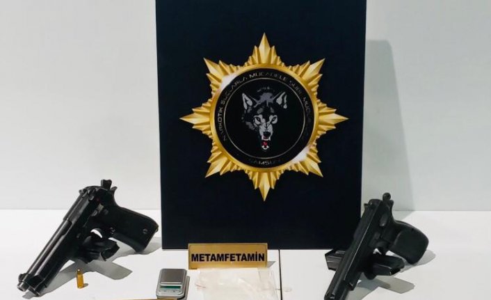 Samsun'da uyuşturucu ticareti yaptıkları iddiasıyla 3 zanlı yakalandı