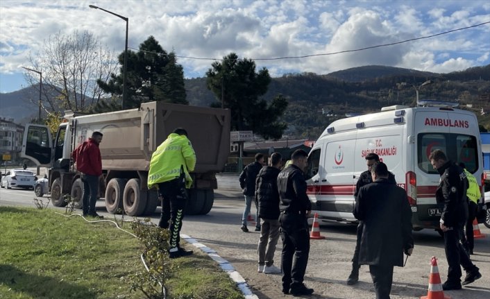 Sinop'ta kamyonun çarptığı 80 yaşındaki yaşlı adam öldü