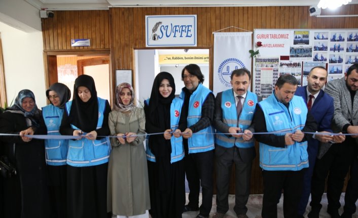 TDV'den 19 Mayıs ilçesindeki Kur'an kursu kütüphanesine kitap desteği