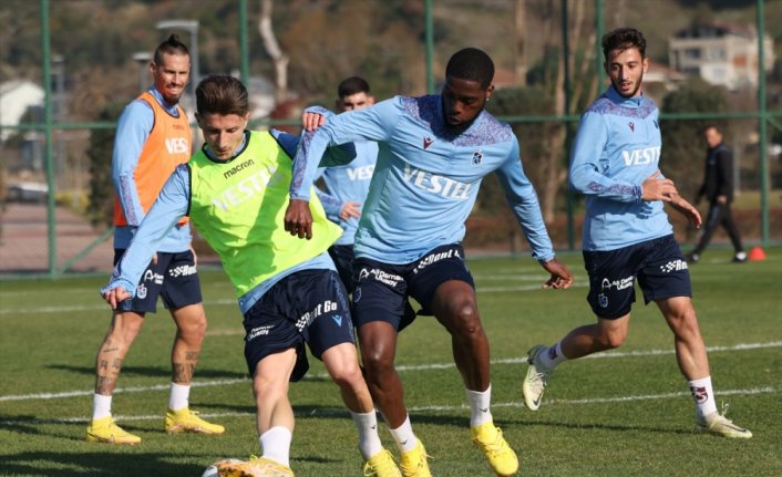 Trabzonspor, Giresunspor maçı hazırlıklarına İstanbul'da başladı