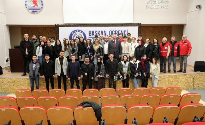 Bafra Belediye Başkanı Kılıç, üniversite öğrencileriyle buluştu