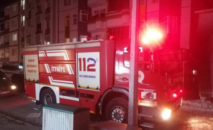 Çarşamba'da kundaklanan kamyonette hasar oluştu